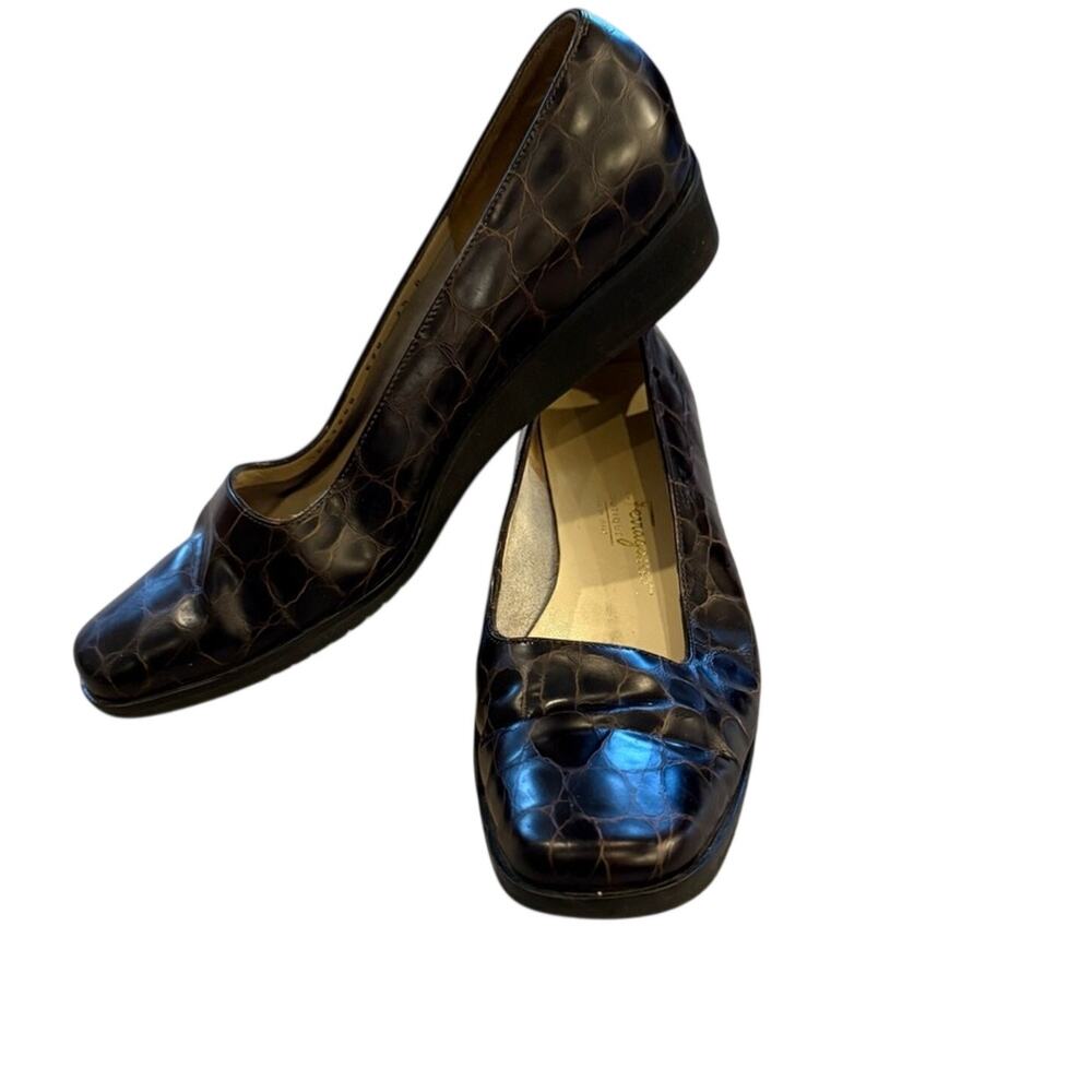 Salvatore Ferragamo Chic Brown Embossed Crocodile Pattern Women's Loafers 7.5